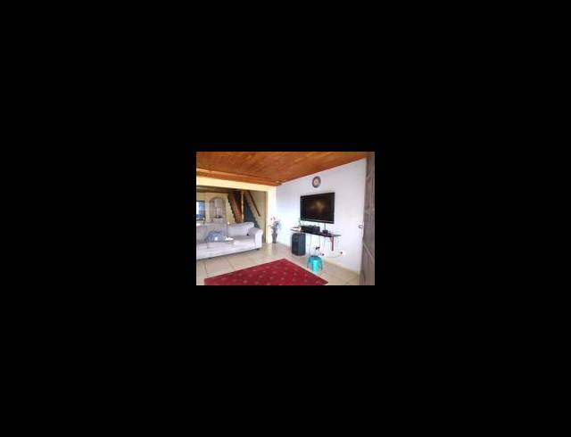 4 BEDROOM HOUSE FOR SALE IN NORTHCROFT